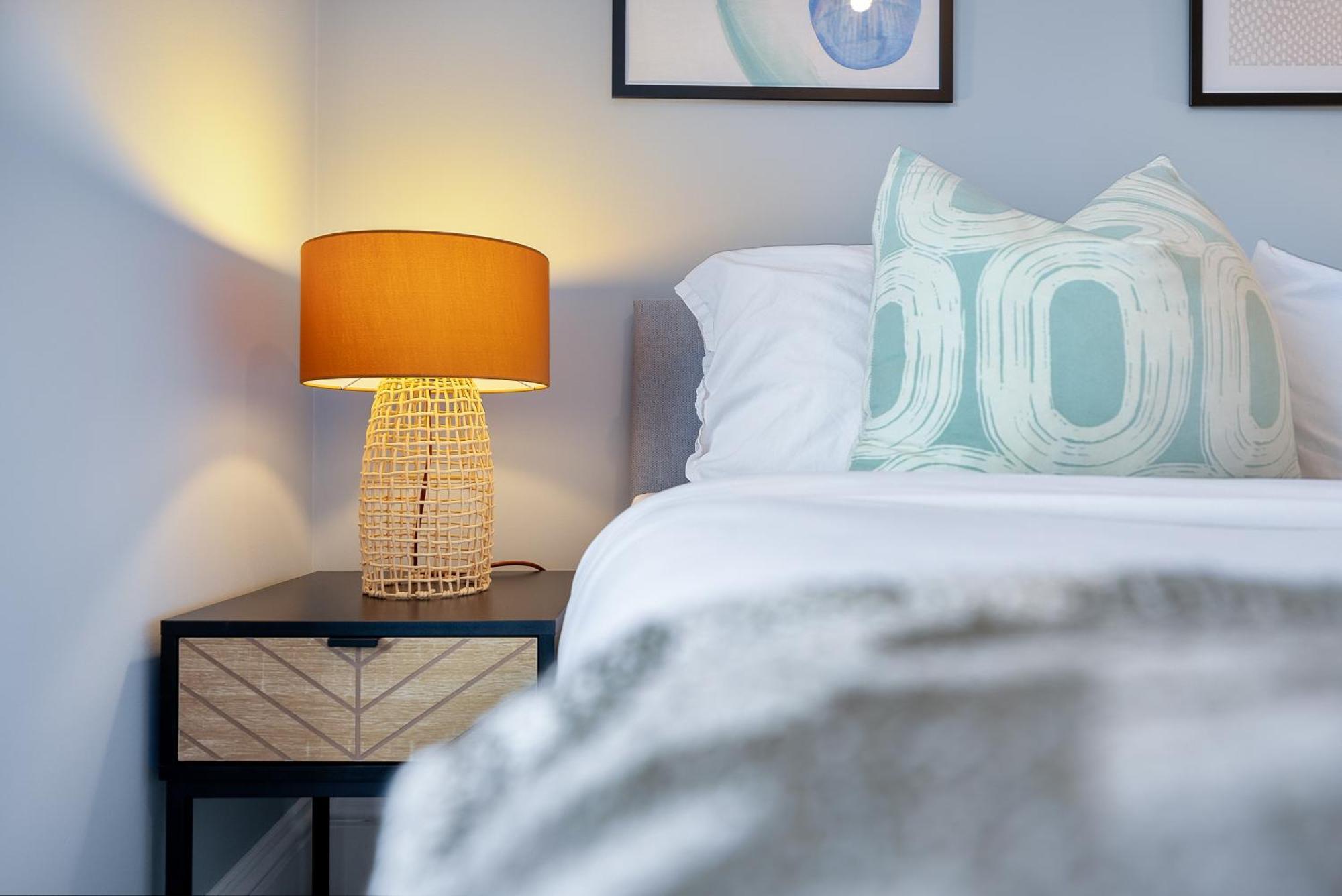 Long Term And Summer Special Offer! 5-Bedroom Spacious, Stunning Design, Sociable Areas & Cosy House Near South Downs Park, Sleeps 11 With Games Room, Private Parking And Garden- By Blue Puffin Stays Waterlooville Extérieur photo