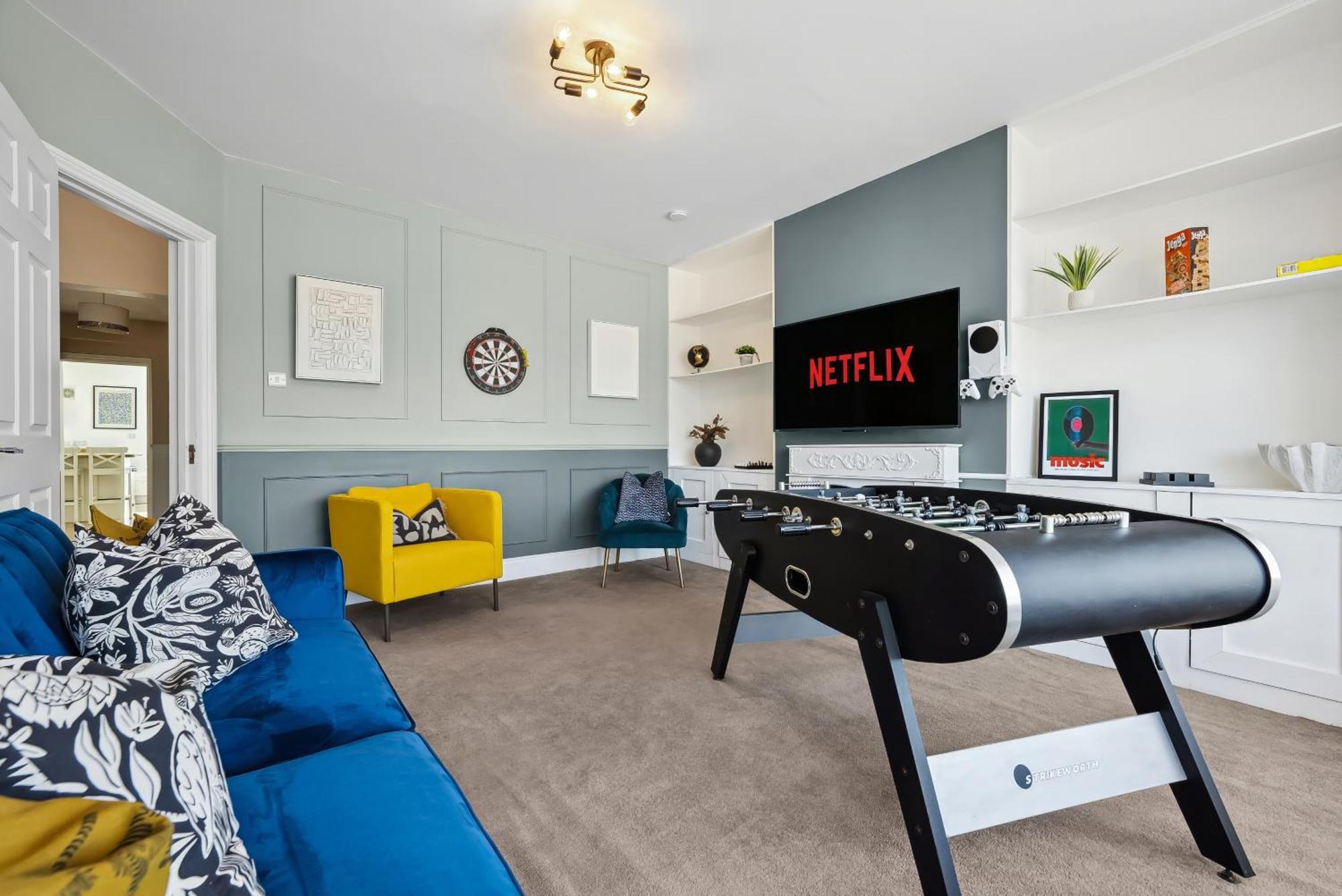 Long Term And Summer Special Offer! 5-Bedroom Spacious, Stunning Design, Sociable Areas & Cosy House Near South Downs Park, Sleeps 11 With Games Room, Private Parking And Garden- By Blue Puffin Stays Waterlooville Extérieur photo