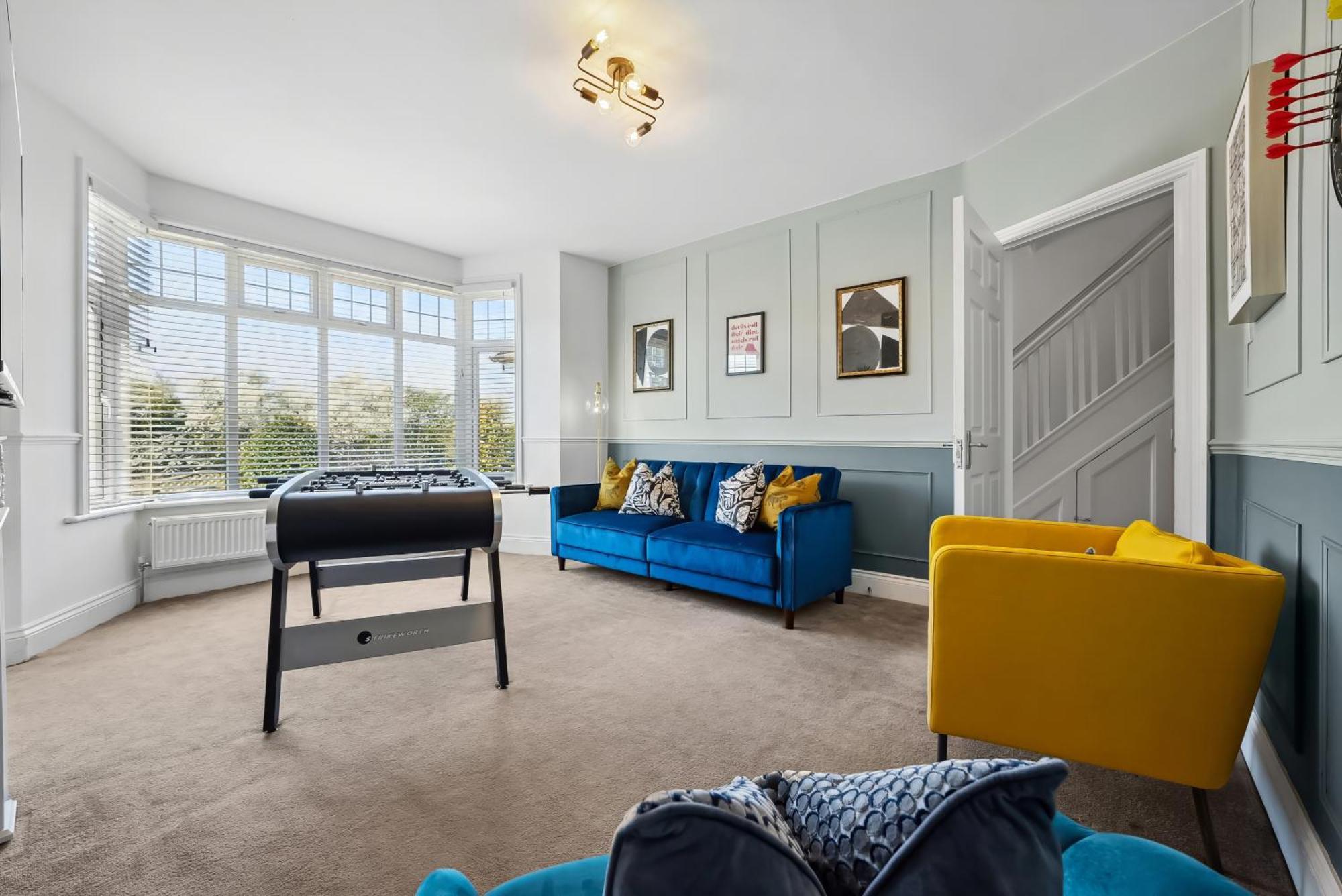 Long Term And Summer Special Offer! 5-Bedroom Spacious, Stunning Design, Sociable Areas & Cosy House Near South Downs Park, Sleeps 11 With Games Room, Private Parking And Garden- By Blue Puffin Stays Waterlooville Extérieur photo